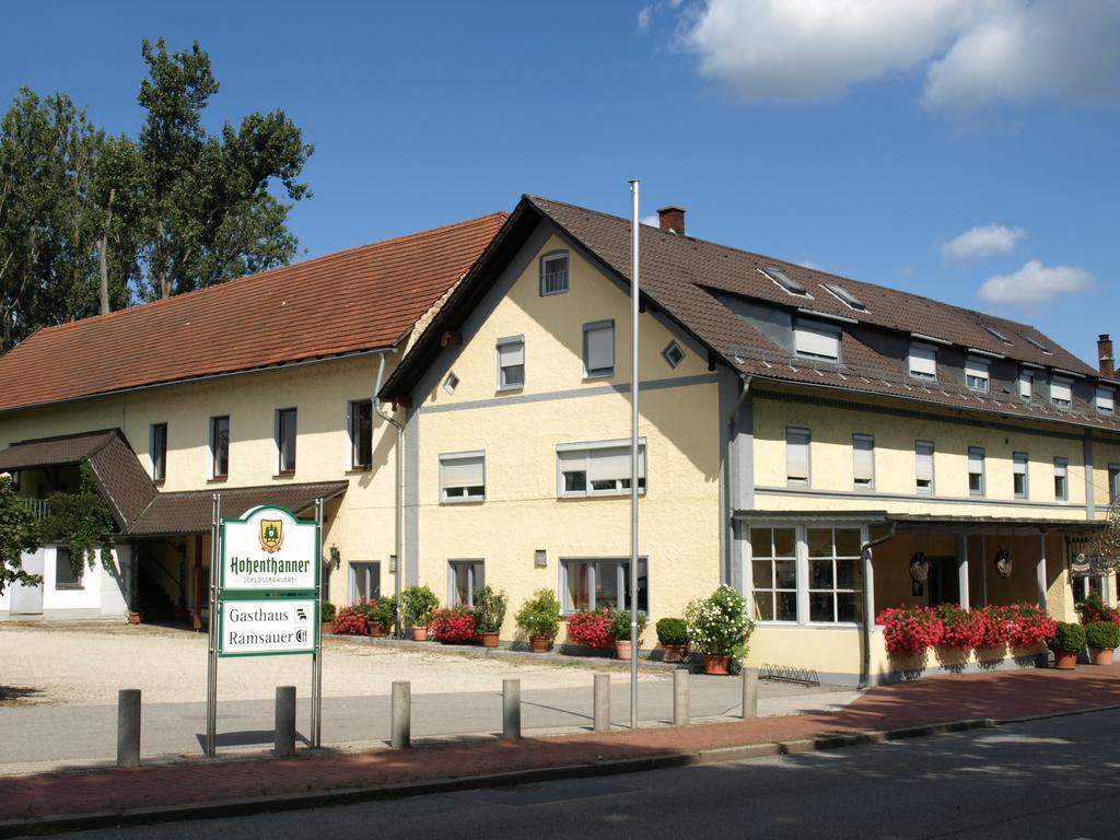 Gasthof Ramsauer Neufahrn in Niederbayern Exterior foto